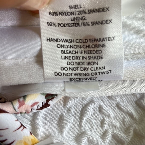 Shade & Shore Women’s Floral Ruffle Bralette Bikini Top Size 34C NWT - Picture 7 of 15